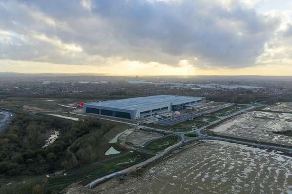 Industrial to let - S915 Panattoni Park Swindon, Highworth Road, Swindon, Swindon, SN3 4TZ