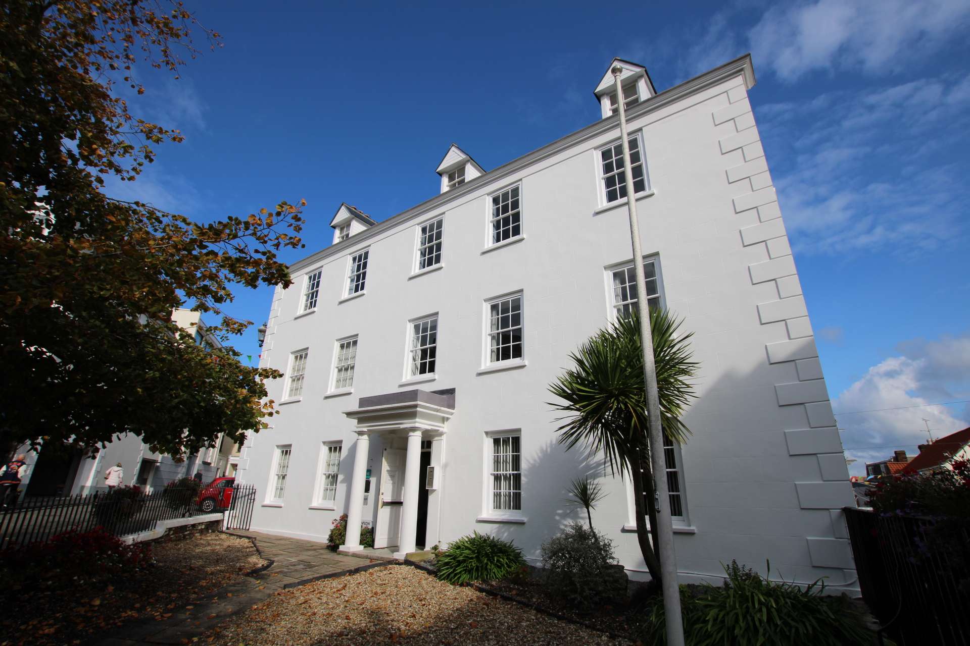 Third Floor, La Plaiderie House, St Peter Port, GY1 Property to rent