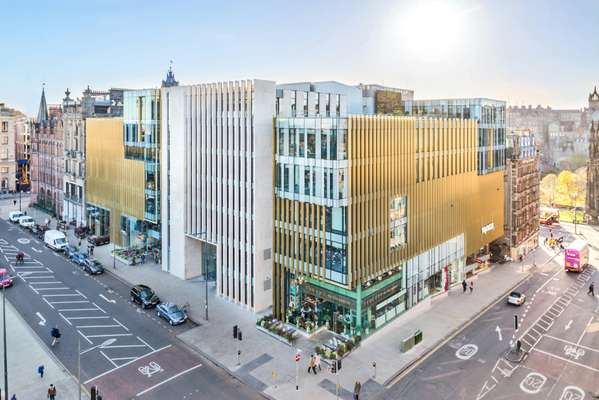 Office to let - 6 St Andrew Square, Edinburgh, EH2 2BD