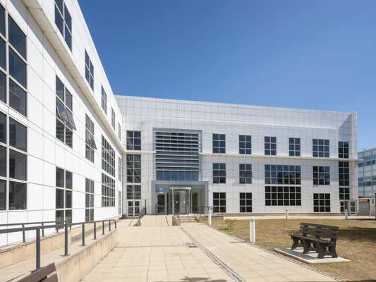 Office to let - One Lochside, 1 Lochside Avenue, Edinburgh, EH12 9DJ