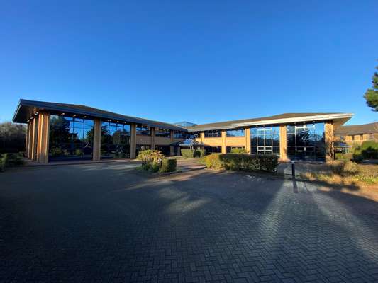 Office to let - 2610 The Crescent, Birmingham Business Park, Solihull, B37 7YE