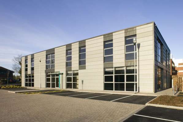 Office to let - 6 The Pavilions, Cranmore Drive, Solihull, B90 4SB