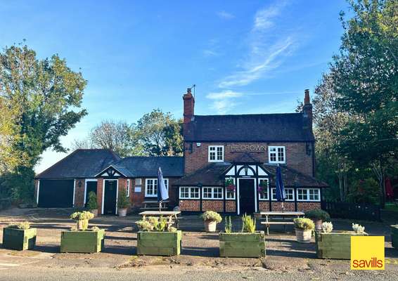 Leisure to let - Crown, Burchetts Green Road, Maidenhead, SL6 6QZ