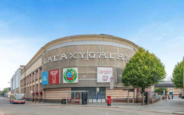Retail to let - Galaxy, Luton, 1 Bridge Street, LU1 2NB