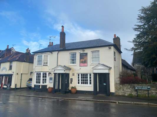 Leisure to let - Royal Stag, The Green, Datchet, Slough, SL3 9JH