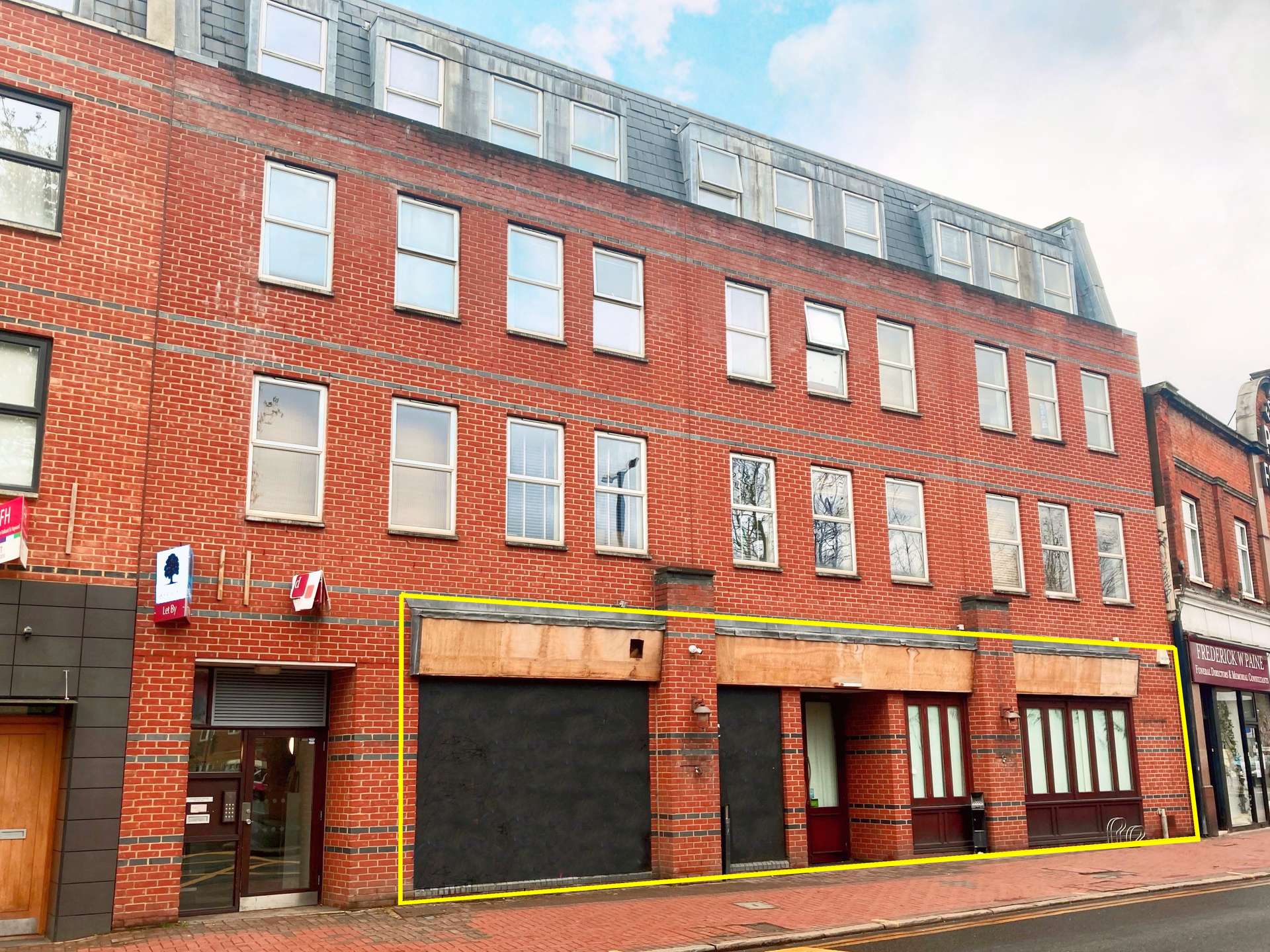 Savills 812 Coombe Lane, Raynes Park, London, SW20 8ND Property to