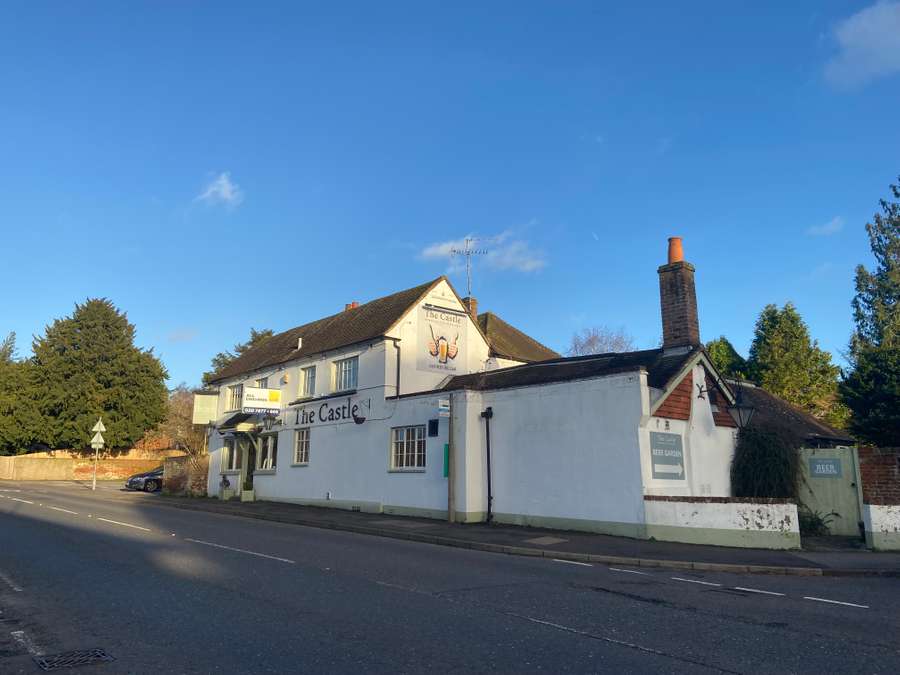 Castle, Oxford Road, Donnington, Newbury, RG14 3AA Property for sale