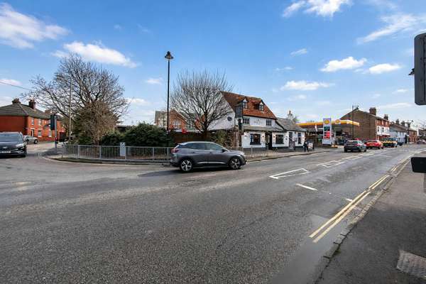 Retail for sale - Bishops Blaize, 4 Winchester Road, Romsey, SO51 8AA