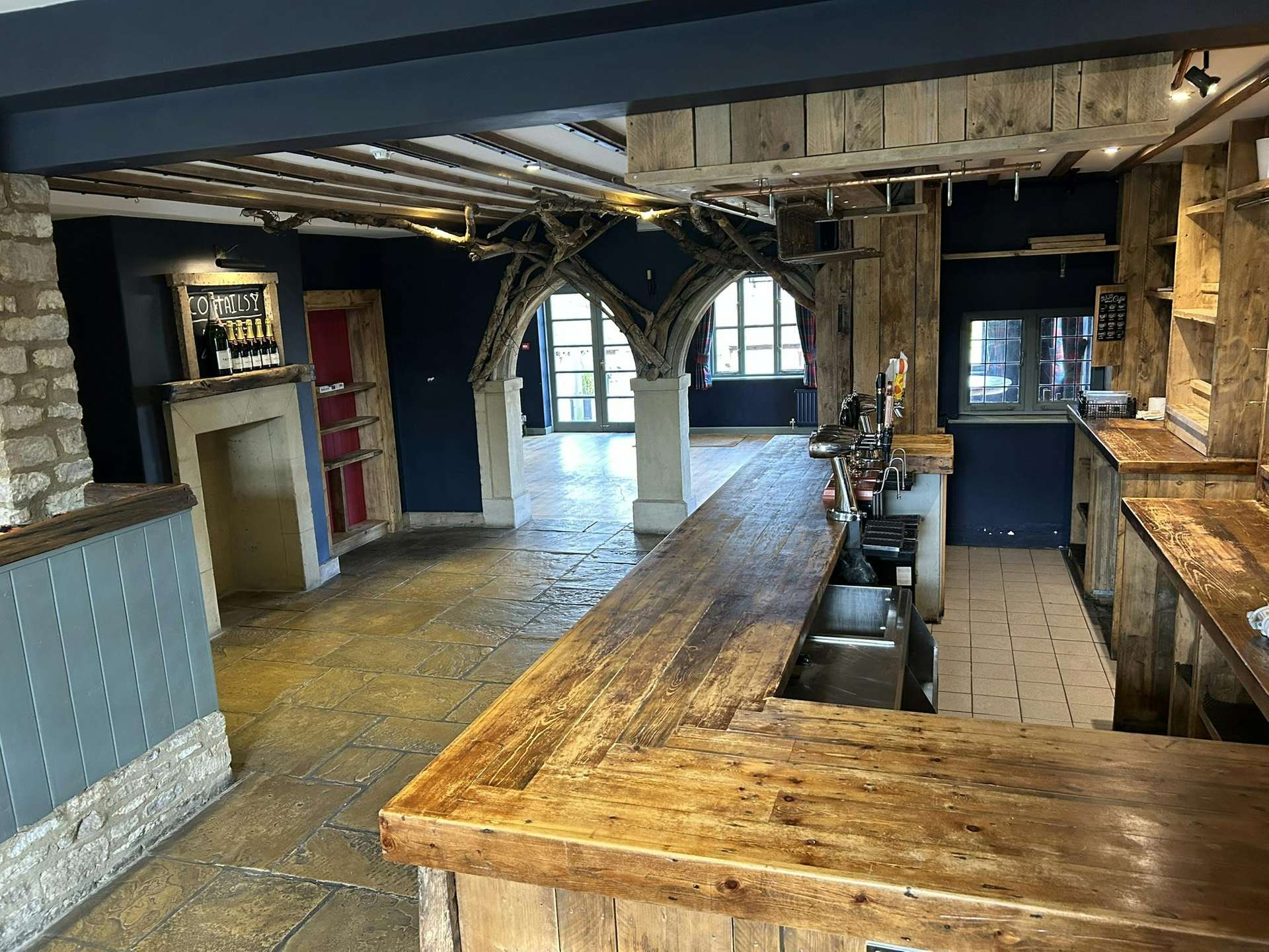 Horse & Radish, Burford Road, Minster Lovell, Witney, OX29 0RZ | Property  to rent | Savills