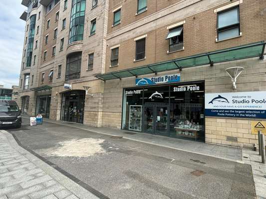 Retail to let - Units D2 to D5 Quayside, Dolphin Quays, Quay Road, Poole, BH15 1HH