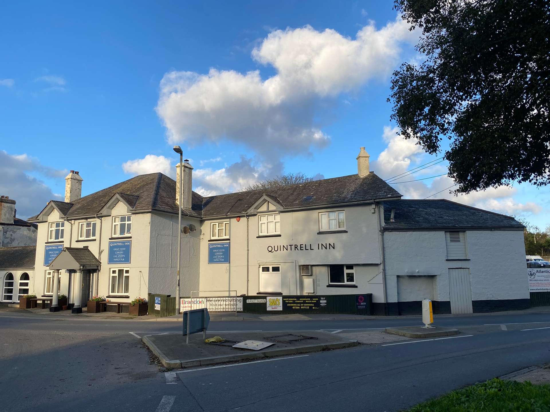 Quintrell Inn, 2 North Way, Quintrell Downs, Newquay, TR8 4LA