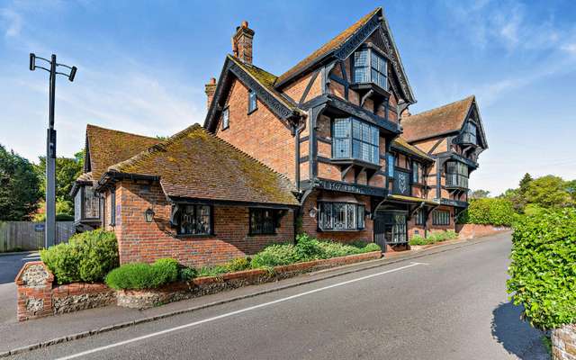 Leisure for sale - The Fox, Crawley Village, Winchester, SO21 2PR
