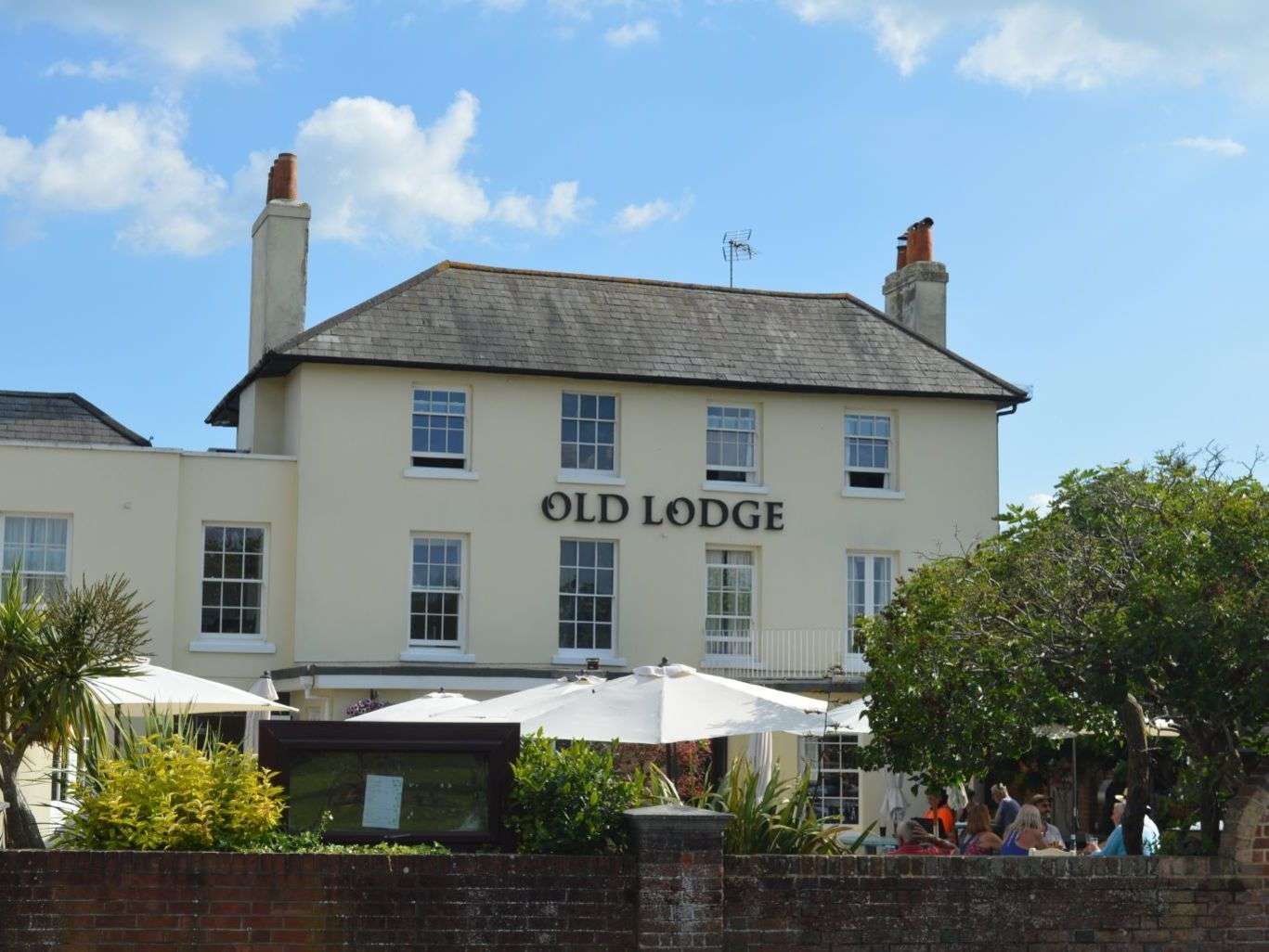 The Old Lodge Hotel, 81 The Avenue, Gosport, PO12 2JX Property for