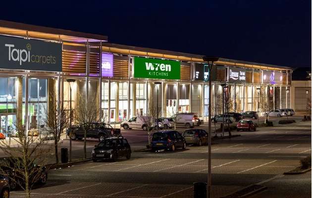Retail to let - Sundorne Retail Park, Shrewsbury, SY1 4YA