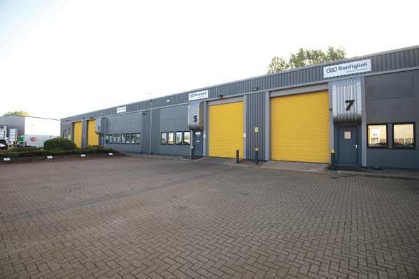 Industrial to let - Unit 9 & 19, Grosvenor Grange, Warrington, WA1 4SF