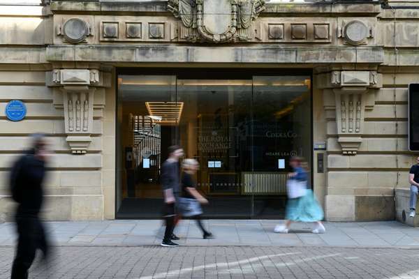 Office to let - Royal Exchange Building, 13A Old Bank Street, Manchester, M2 7PE