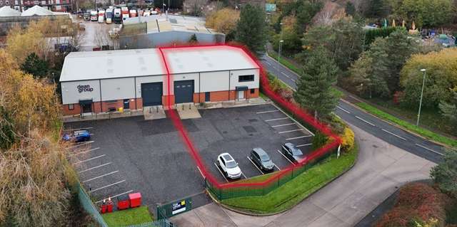 Industrial to let - Northbank Industrial Estate, Excalibur Way, Irlam, M44 5DL