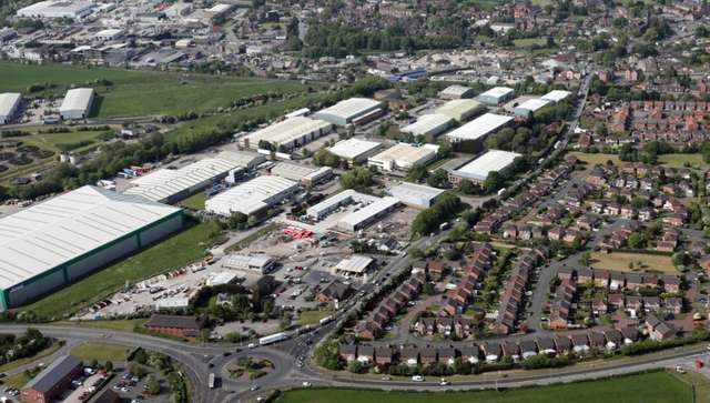 Industrial to let - Midpoint 18, Middlewich, Cheshire, CW10 0HS