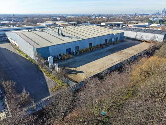 Industrial to let - Stainburn Road, Openshaw, M11 2QA