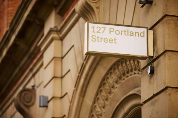 Office to let - 127 Portland Street, Portland Buildings, 127-129 Portland Street, Manchester, M1 4PZ