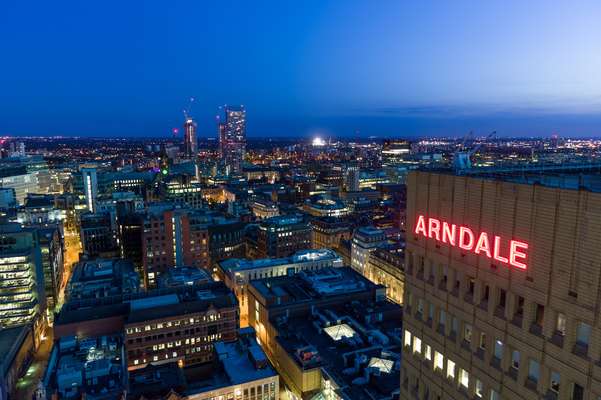 Office to let - Arndale House, Arndale Centre, Manchester, M4 3AQ