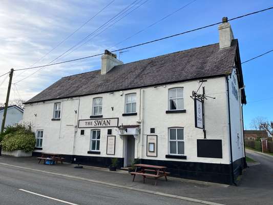 Leisure for sale - The Swan, 41 Main Road, Higher Kinnerton, Caer, CH4 9AJ