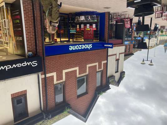 Retail to let - 34 Chapel Street, Exmouth, EX8 1HW