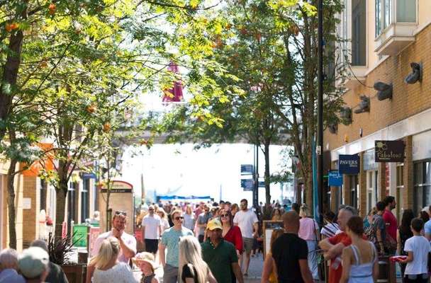 Retail to let - Unit 13, Mermaid Quay, Cardiff, CF10 5BZ