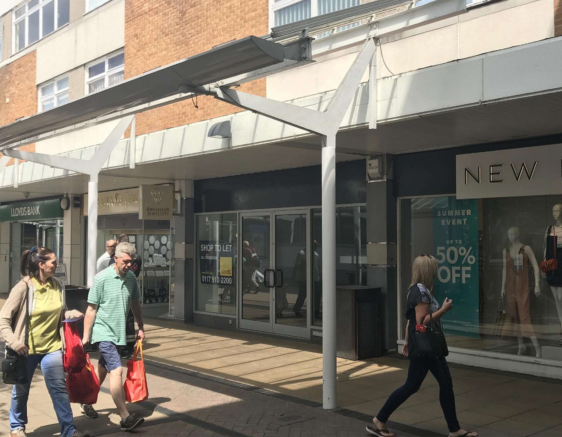 YATE SHOPPING CENTRE, 9 East Walk, Yate, BS37 4AP Property to rent