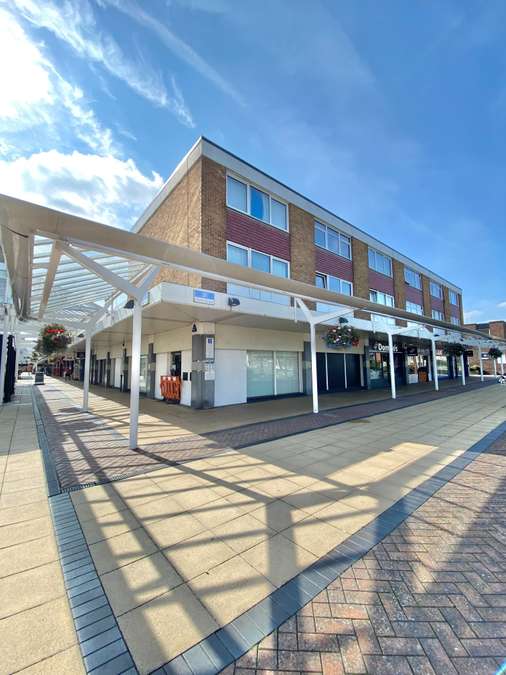 YATE SHOPPING CENTRE, 78 North Parade, Yate, BS37 4AP Property to