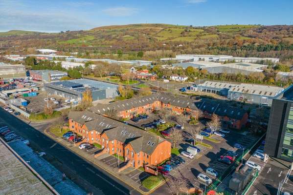 Office to let - Centre Court, Treforest Industrial Estate, Main Avenue, Treforest, CF37 5YR
