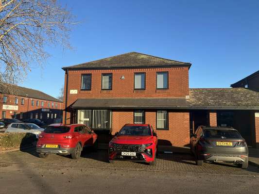 Office to let - Unit 32 Lambourne Crescent, Cardiff Business Park, Cardiff, CF14 5GG