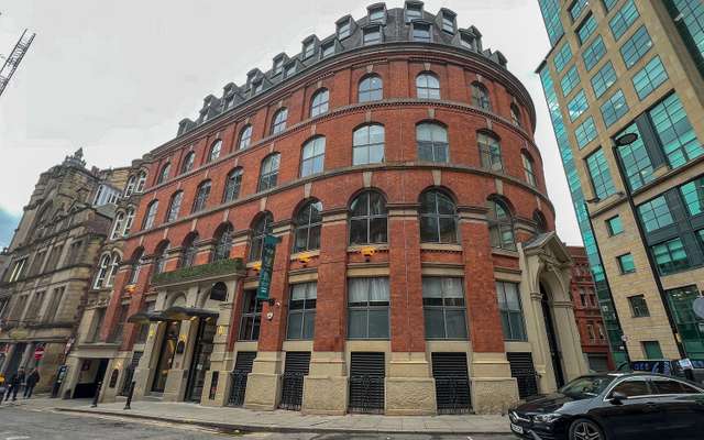 Office to let - Clarence House, 2 Clarence Street, Manchester, M2 4DW