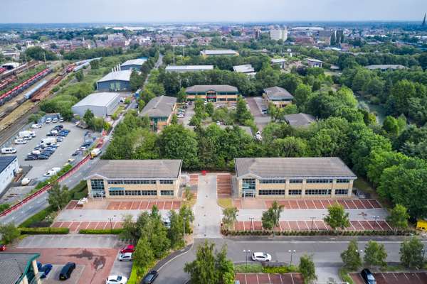 Office to let - Mandarin Campus, Mandarin Court, Centre Park, Warrington, WA1 1GG