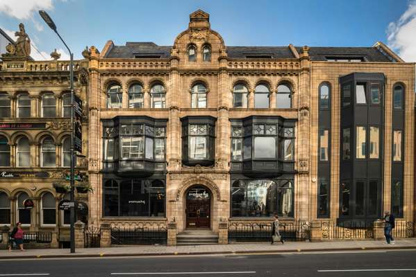Office to let - Avenue HQ, 10-12 East Parade, Leeds, LS1 2BH