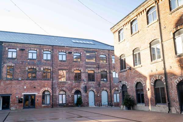 Serviced office to let - 2 Work, Cutter Mill, 7 Tileyard North, Wakefield, WF1 5FY