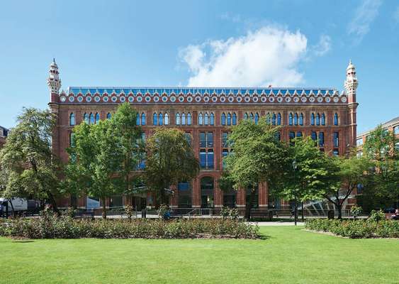 Serviced office to let - Orega, St Paul's House, 23 Park Square South, Leeds, LS1 2ND