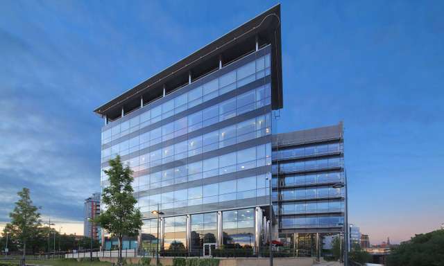 Serviced office to let - 2-Work, No.1 Whitehall Riverside, 1 Riverside Way, Leeds, LS1 4BN