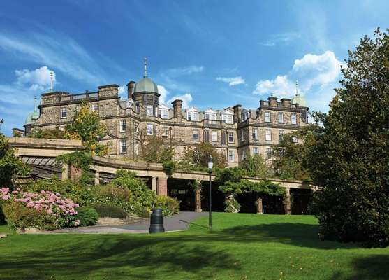 Office to let - Windsor House, Cornwall Road, Harrogate, North Yorkshire, HG1 2PW