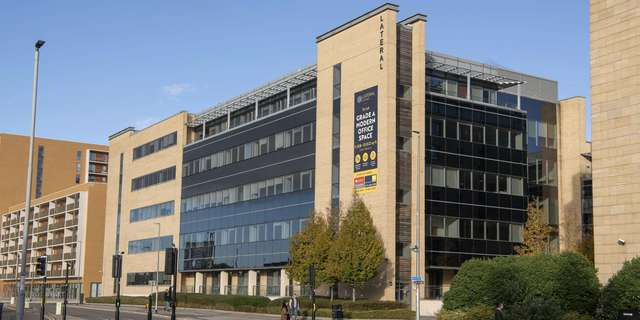 Office to let - Lateral, City Walk, Leeds, LS11 9AT