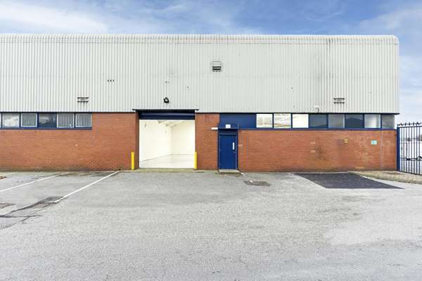 Industrial to let - Western Approach Trade Centre, Western Approach, South Shields, NE33 5QU