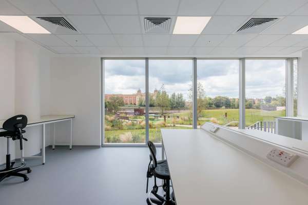 Laboratory to let - Waterfront, ARC West London, Hammersmith, London, W6 9RH