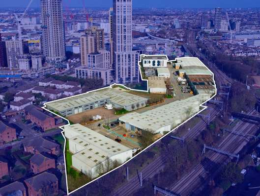 Industrial to let - Grapht Works, North Acton, London, W3 6UU