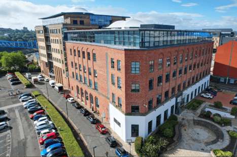 Office to let - Central Square, Forth Street, Newcastle upon Tyne, NE1 3PJ