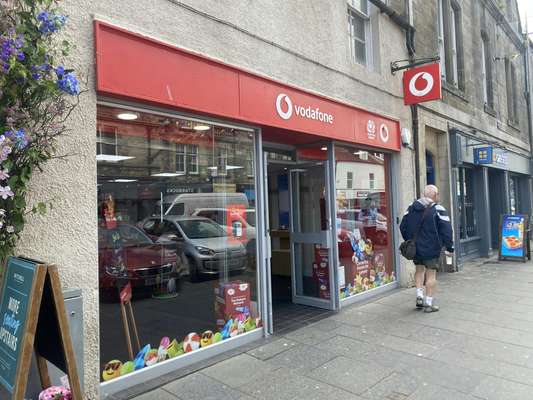 Retail to let - 114 Market Street, St Andrews, KY16 9PD