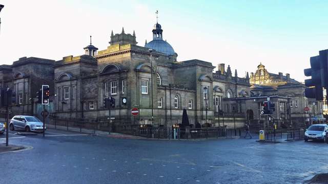 Retail to let - 1 Royal Baths, Parliament Street, Harrogate, HG1 2WH