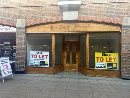 Retail to let - Unit 10, Carlton Lanes Shopping Centre, Castleford, WF10 1AD