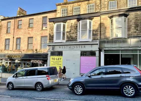 Retail to let - 44 Parliament Street, Harrogate, HG1 2RL
