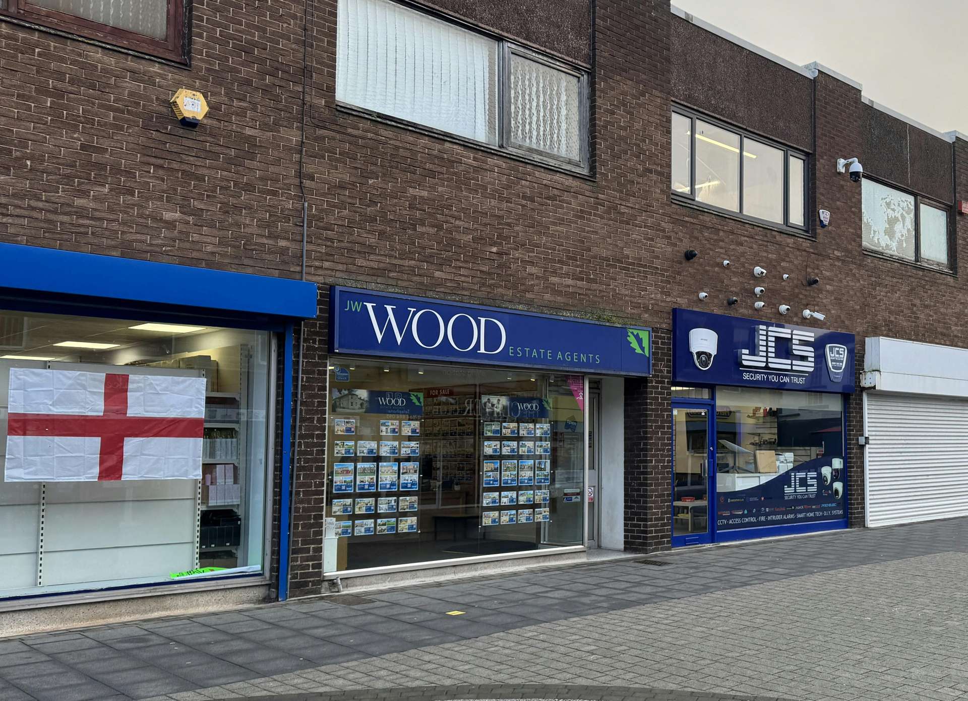 Retail to let - 16 Middle Street, Consett, DH8 5QJ