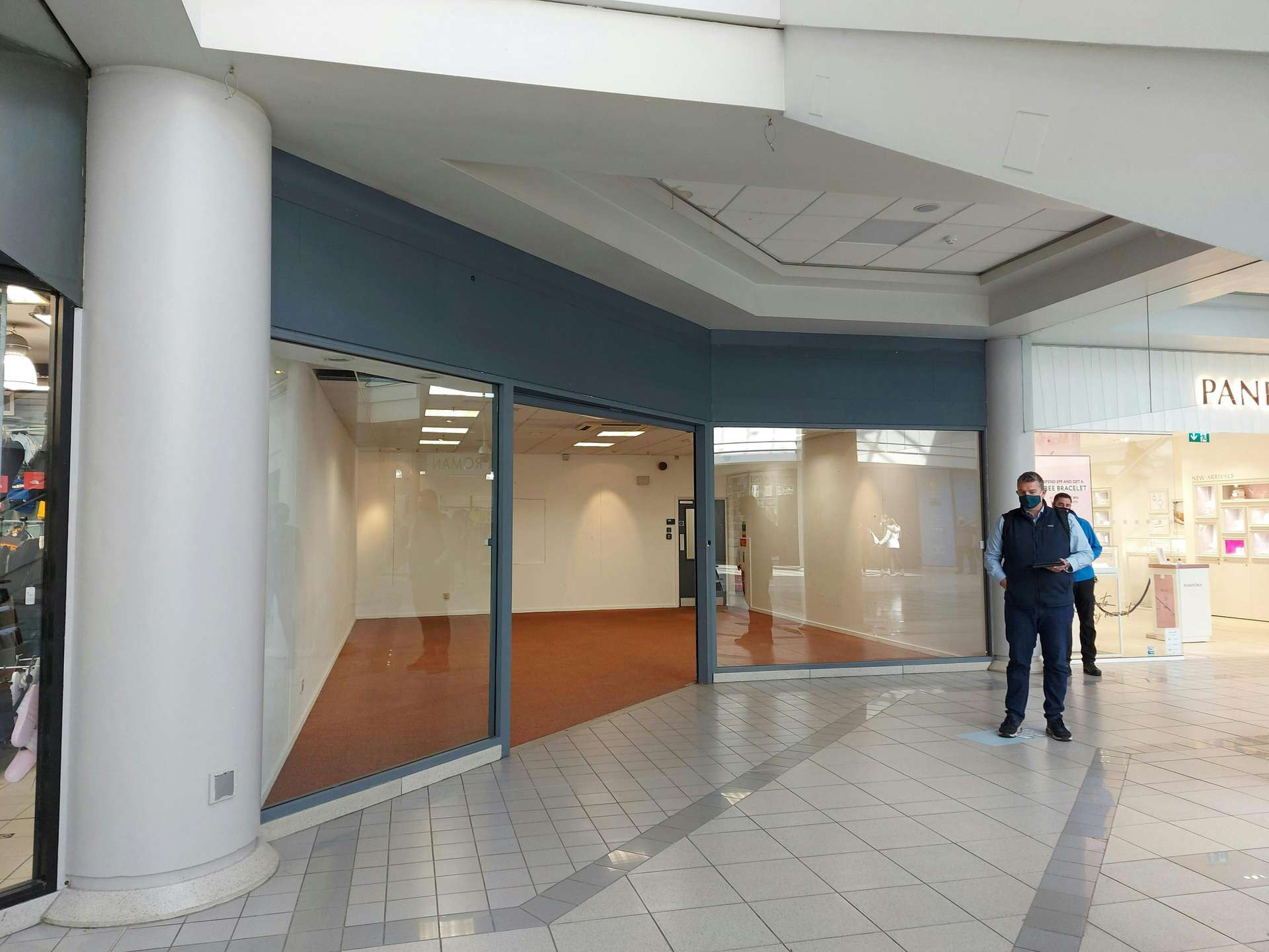 Retail to let - Unit 23a, The Howard Centre, Welwyn Garden City, AL8 6HA
